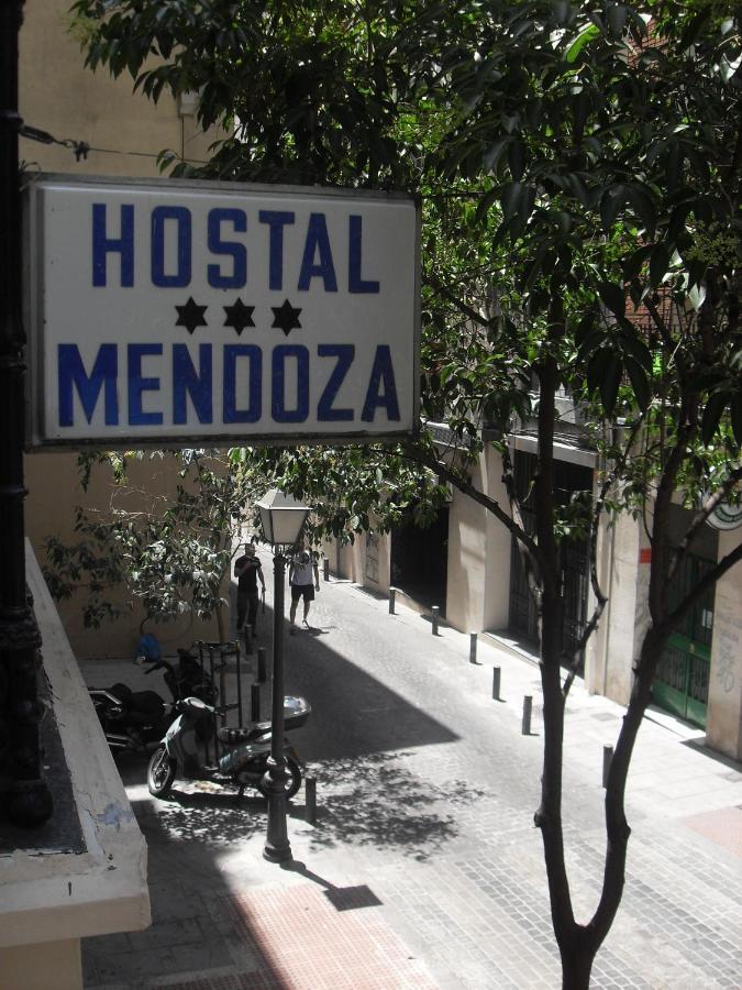 Hostal Mendoza Madrid Room photo